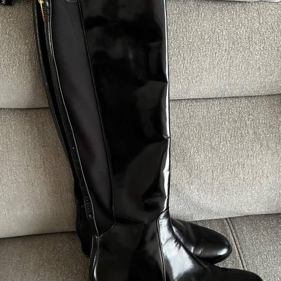 MICHAEL KORS-JOANIE knee high FLAT boots size 8-used great condition (with box) - Picture 5 of 11